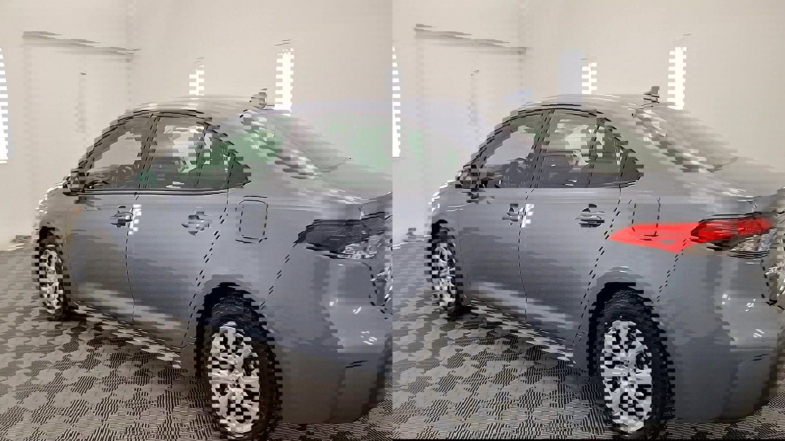 Certified 2024 Toyota Corolla LE image 2