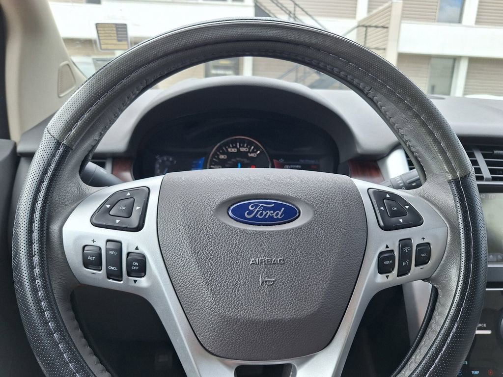 Used 2014 Ford Edge Limited w/ Equipment Group 301A image 7