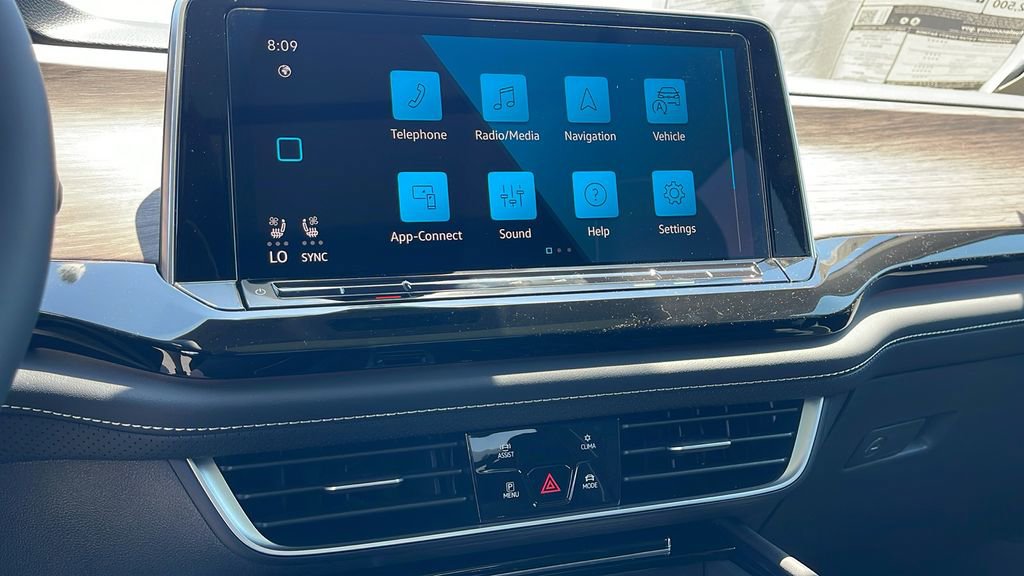 New 2025 Volkswagen Atlas SEL Premium R-Line image 18