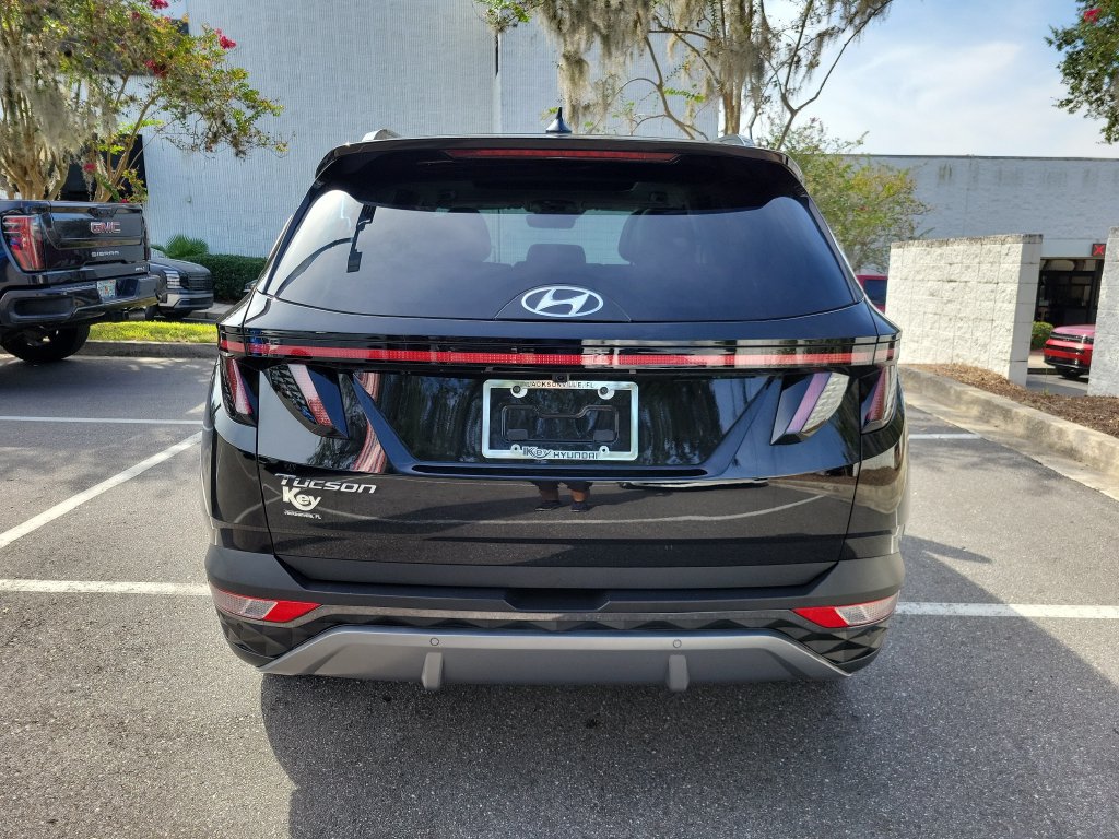 Used 2023 Hyundai Tucson Limited FWD image 8