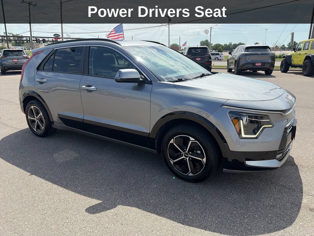Used 2023 Kia Niro FWD image 9