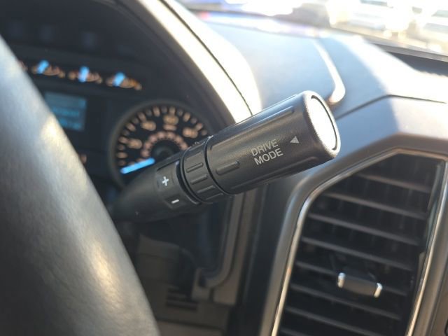 Used 2018 Ford F150 XLT image 11