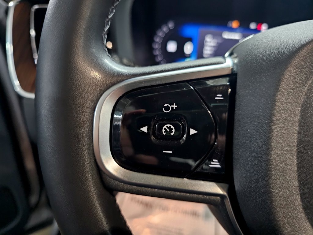 Certified 2023 Volvo XC60 B6 Ultimate AWD/4WD image 20