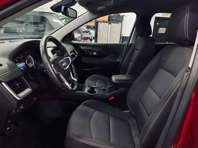 Used 2024 GMC Terrain SLE image 16