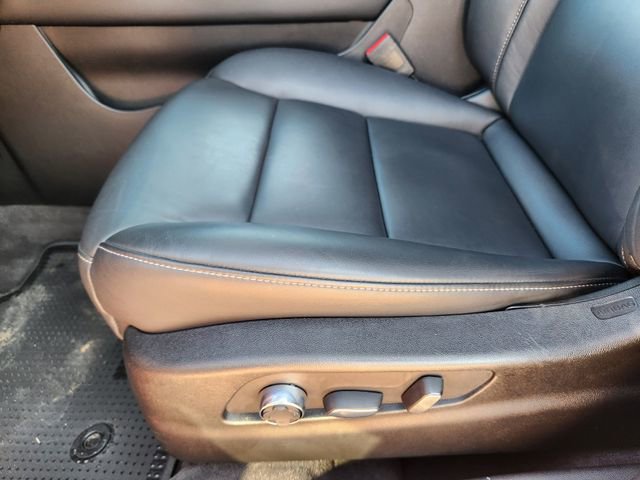 Used 2024 Cadillac XT4 Premium Luxury w/ Cold Weather Package image 25