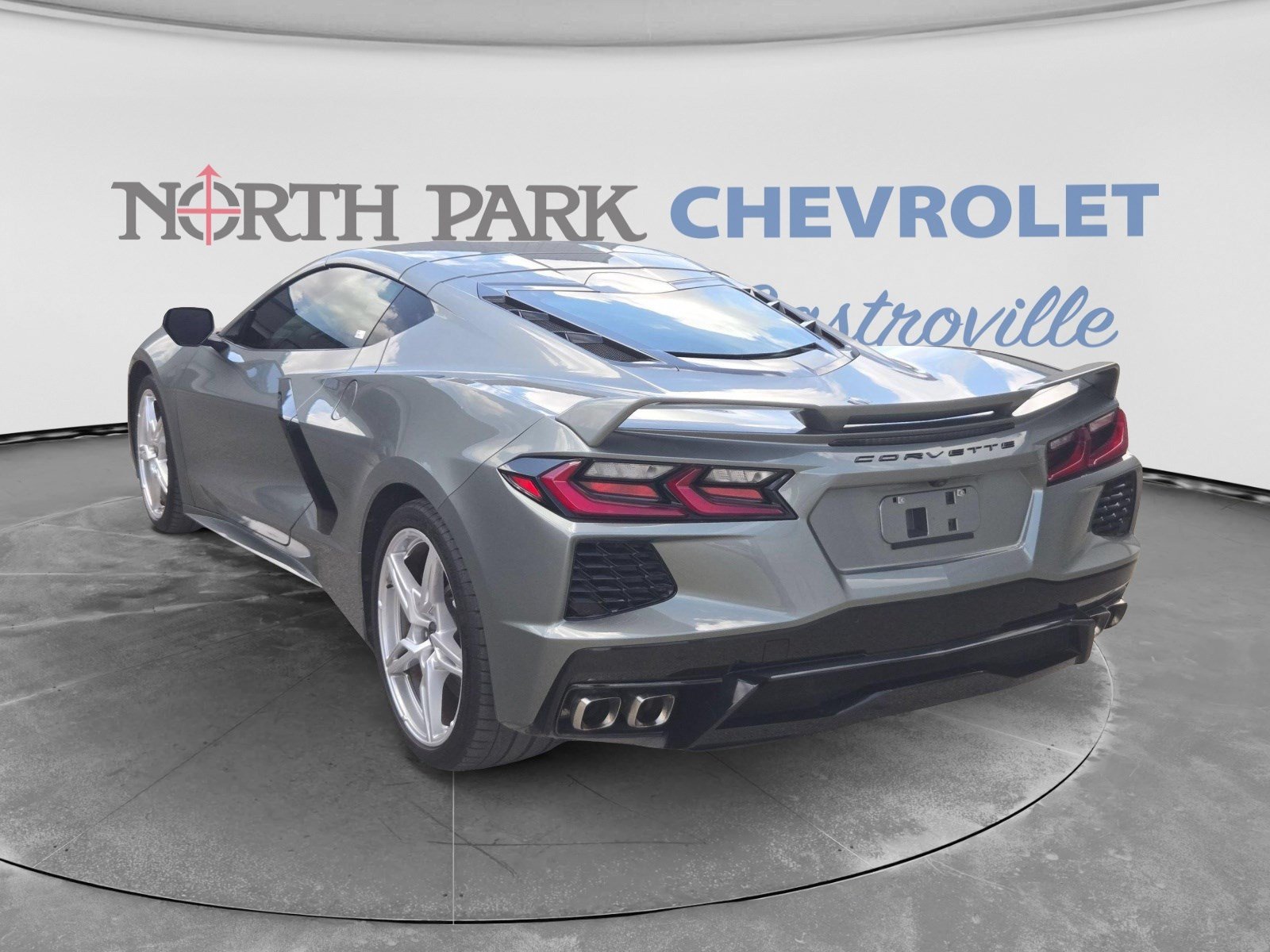 Used 2023 Chevrolet Corvette Stingray Coupe w/ Z51 Performance Package RWD image 5