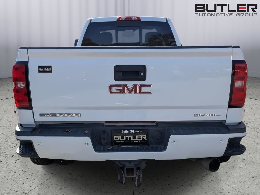 Used 2016 GMC Sierra 3500 Denali w/ Duramax Plus Package image 6