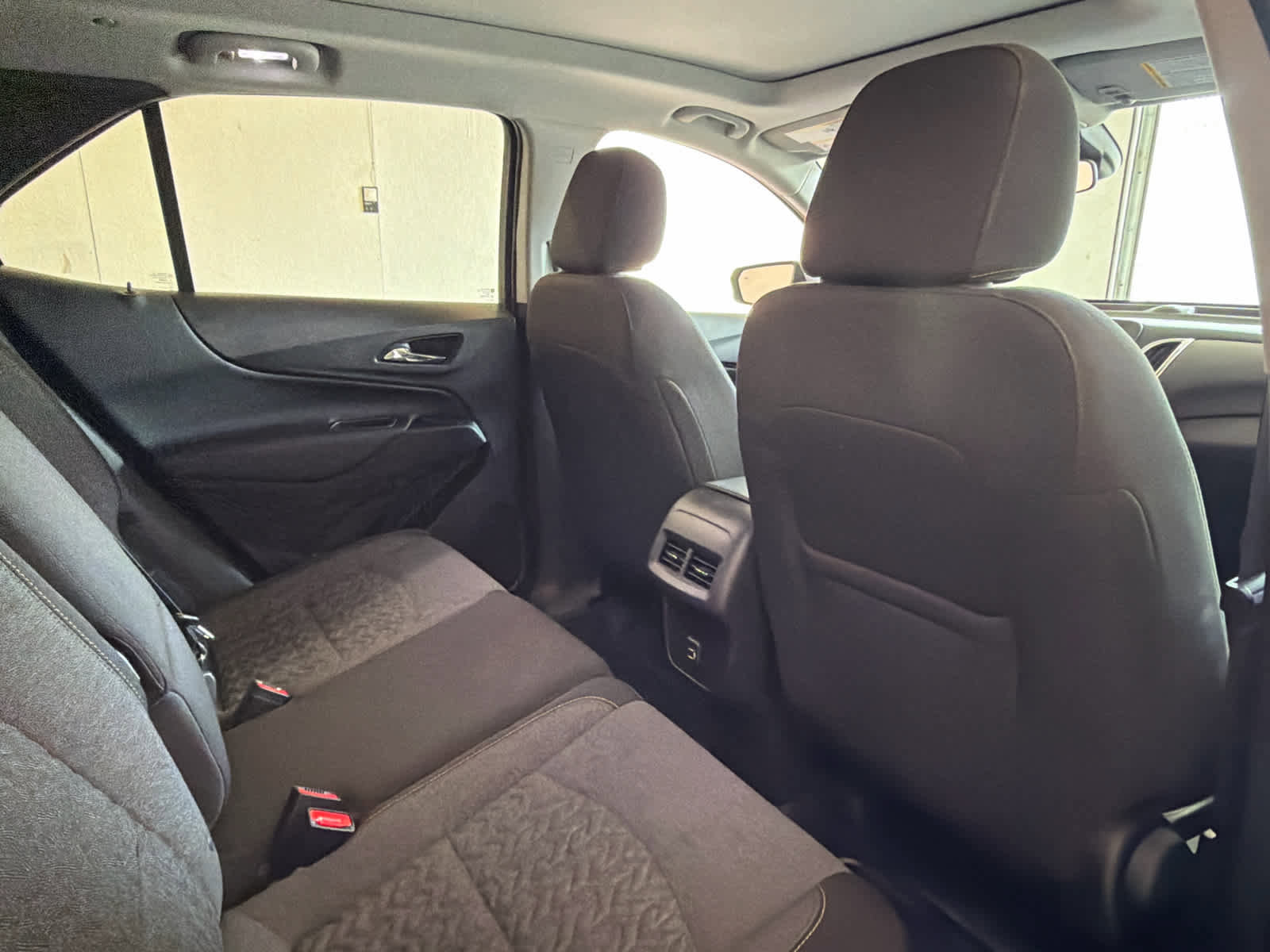Used 2024 Chevrolet Equinox LT w/ LPO, Floor Liner Package FWD image 32