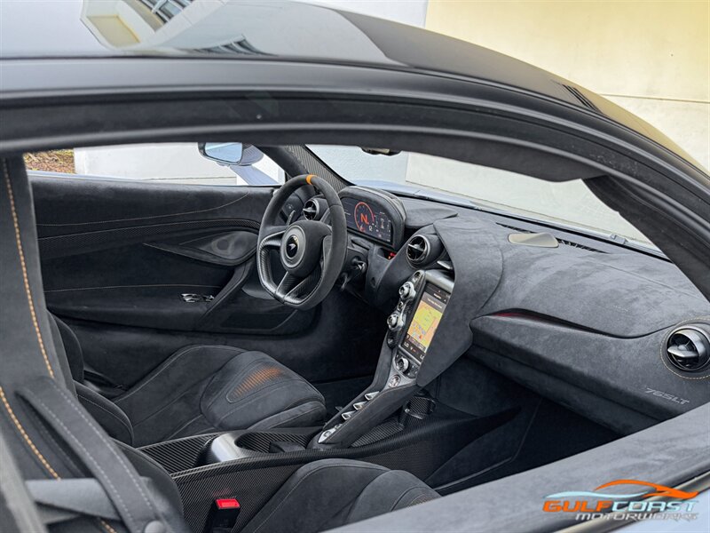Used 2021 McLaren 765LT RWD image 28