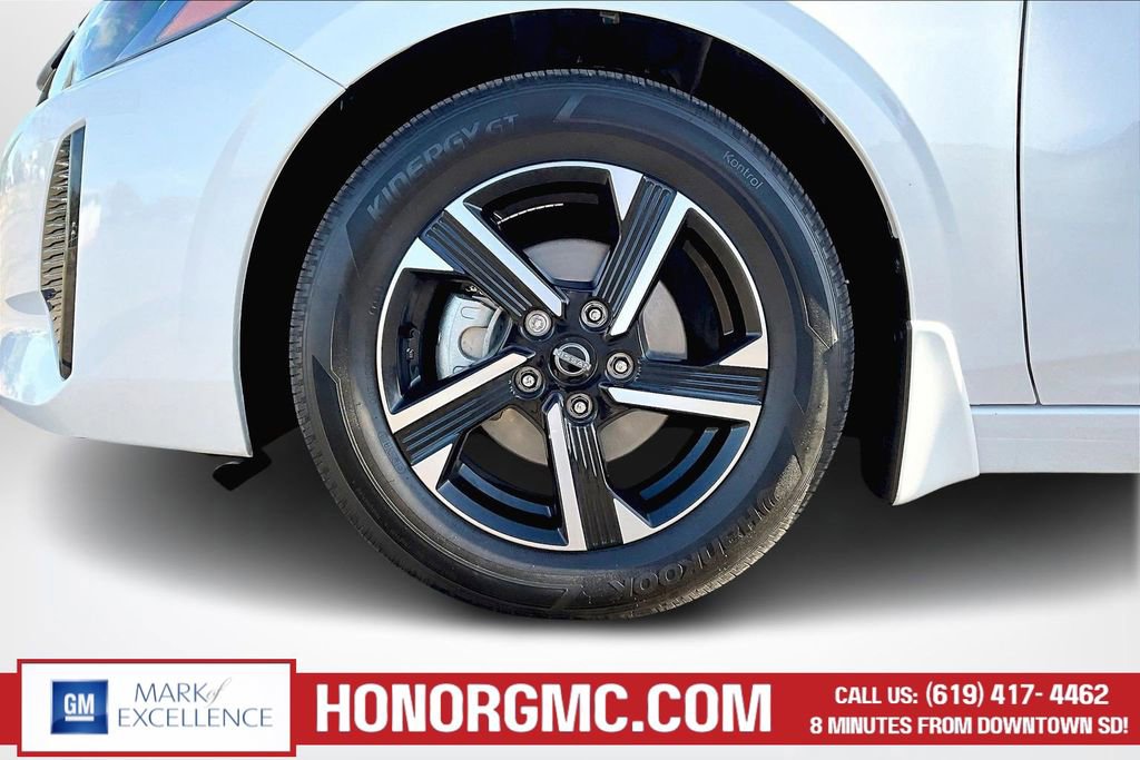 Used 2024 Nissan Sentra SV FWD image 31