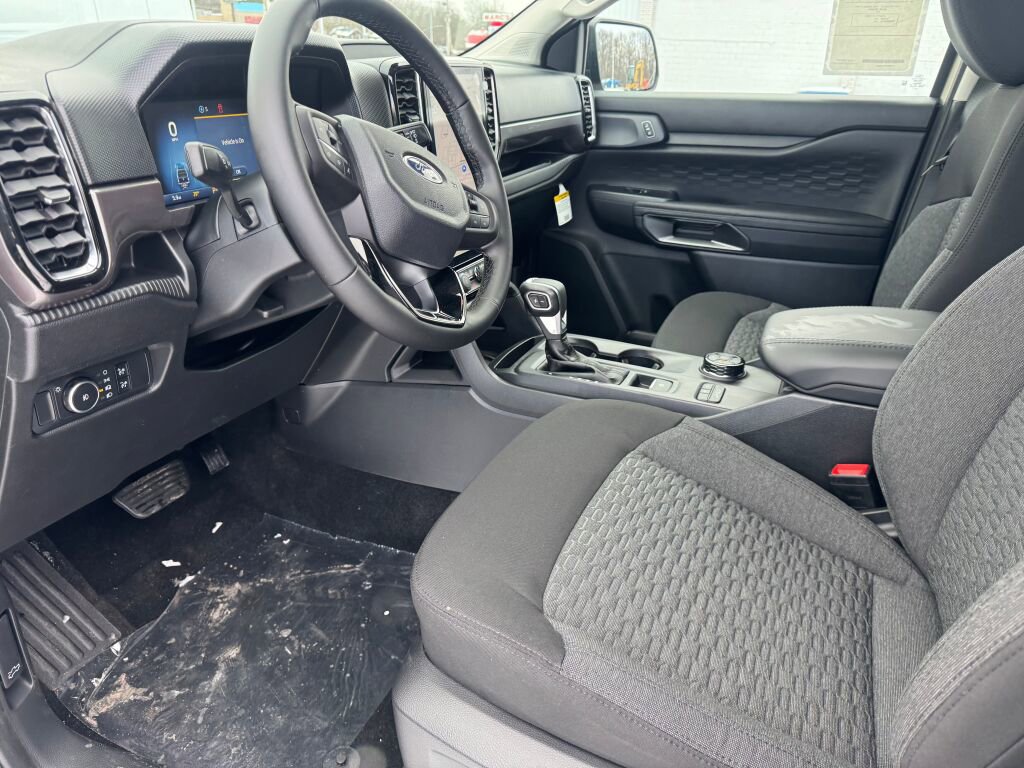 New 2025 Ford Ranger XLT w/ Equipment Group 301A High image 9