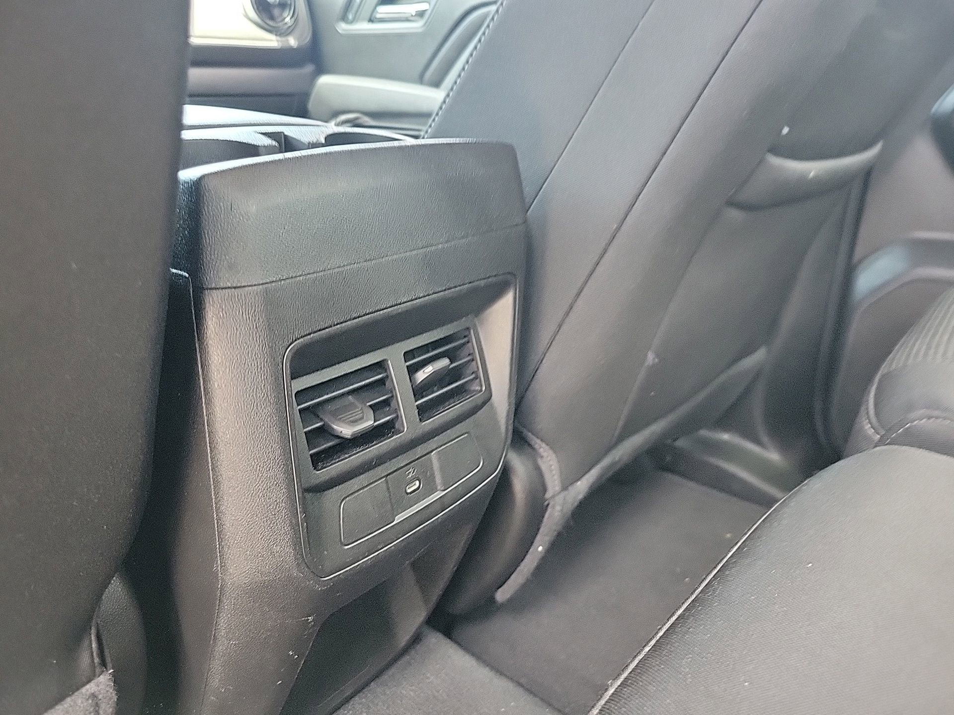 Used 2023 Chevrolet Colorado LT w/ LT Convenience Package RWD image 28