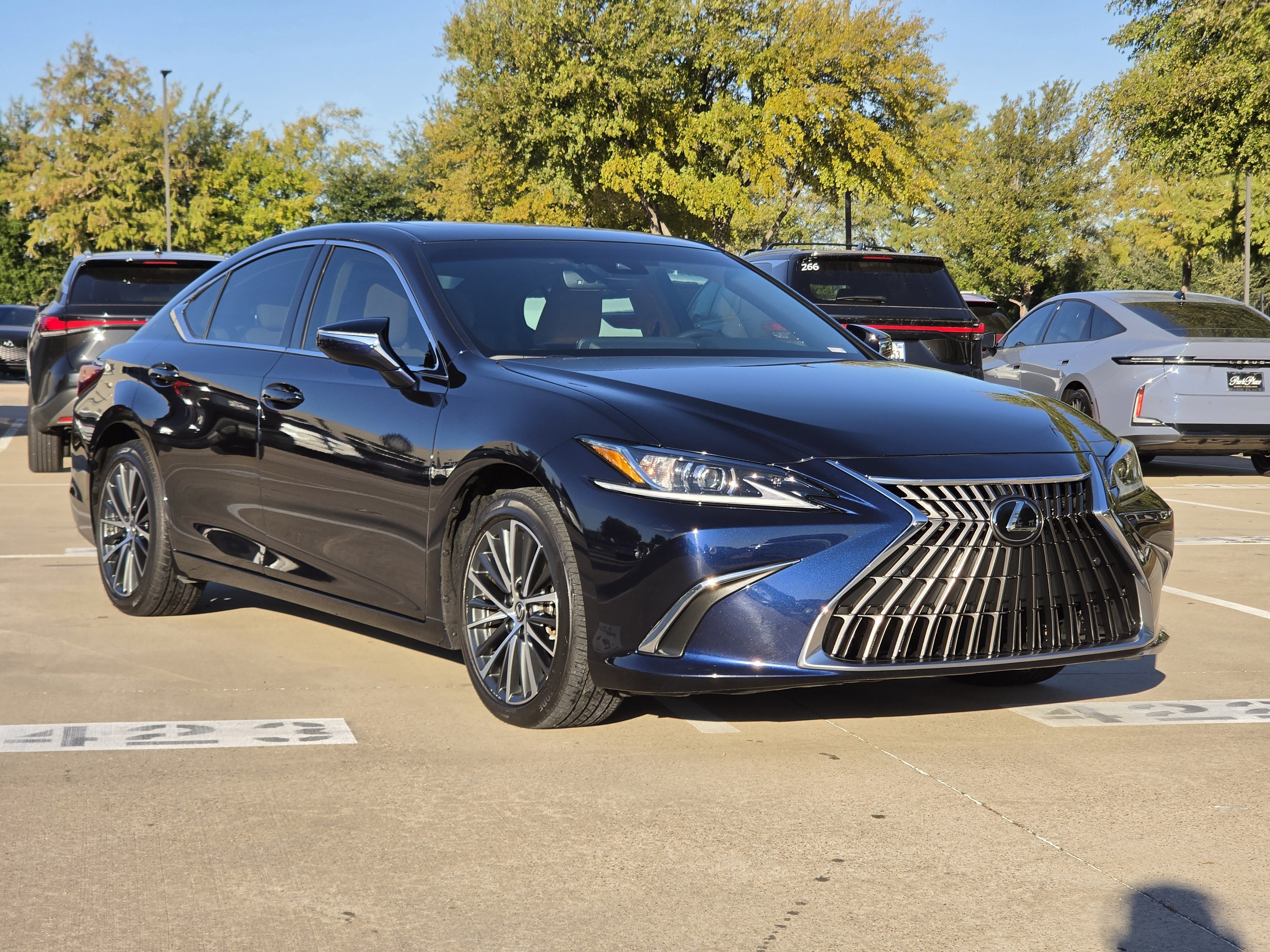 Used 2026 Lexus RX 350 Premium w/ Convenience Package FWD image 3