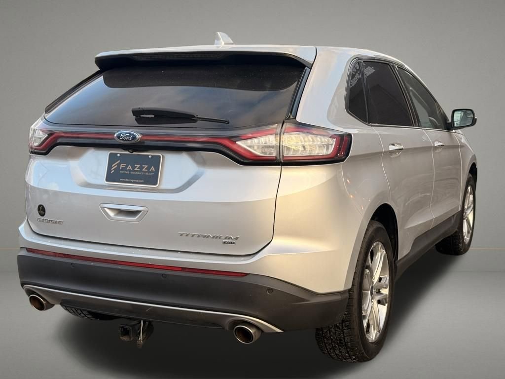 Used 2015 Ford Edge Titanium image 5
