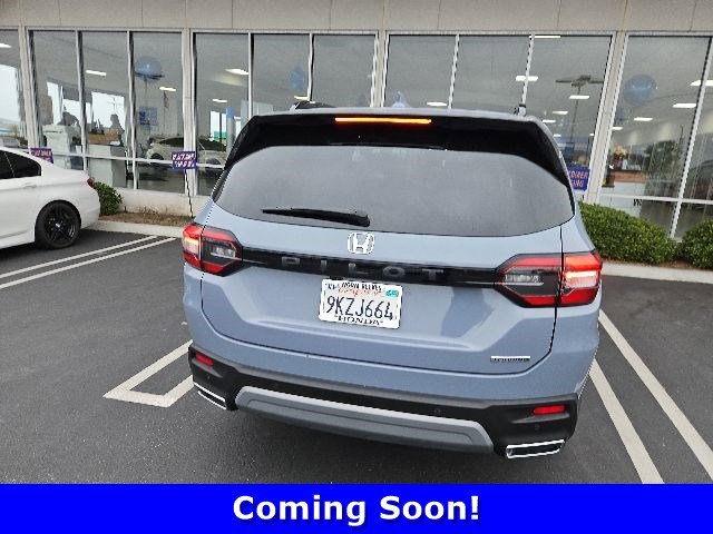 Used 2024 Honda Pilot Touring image 6