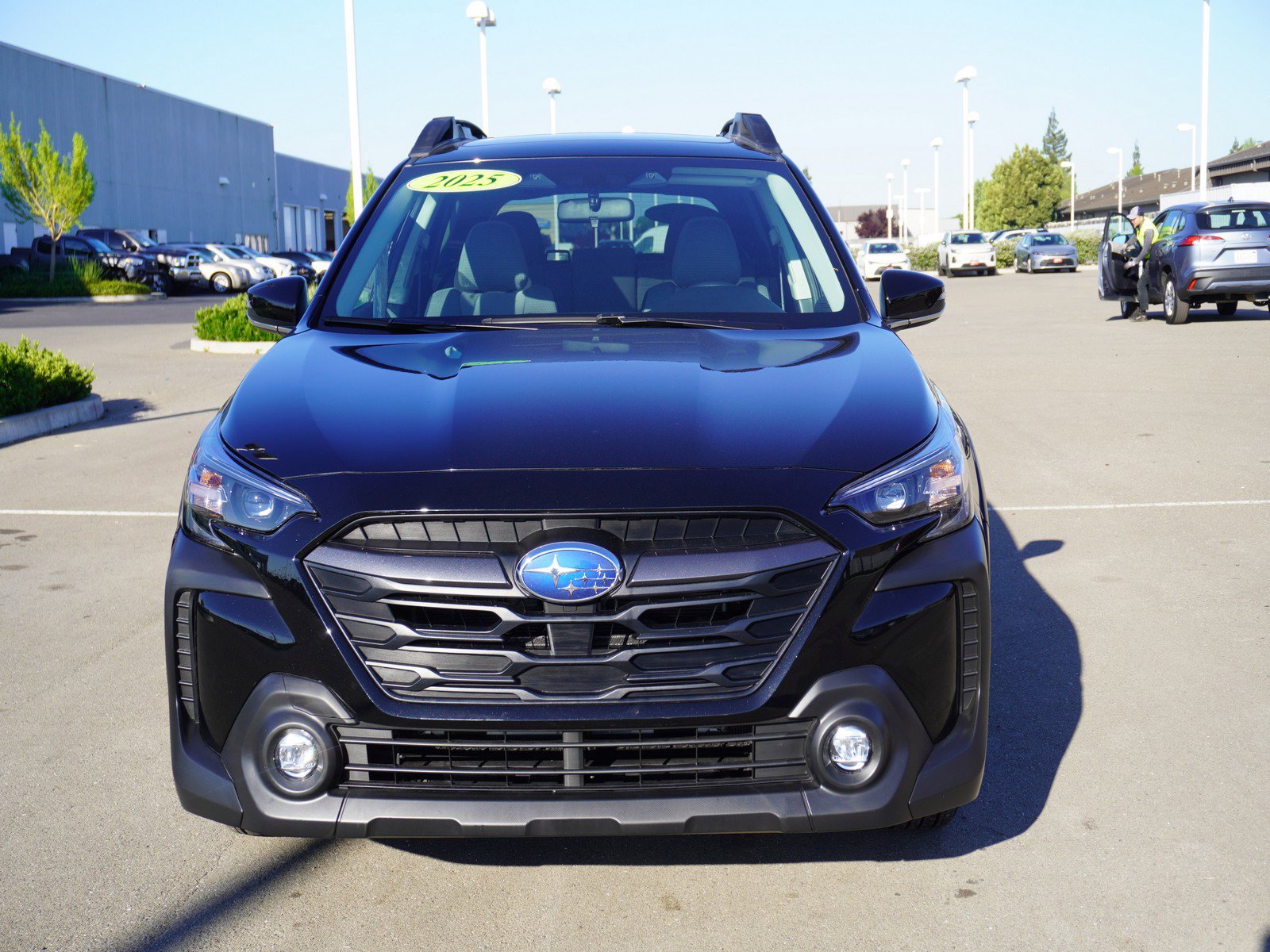 Used 2025 Subaru Outback Premium image 7