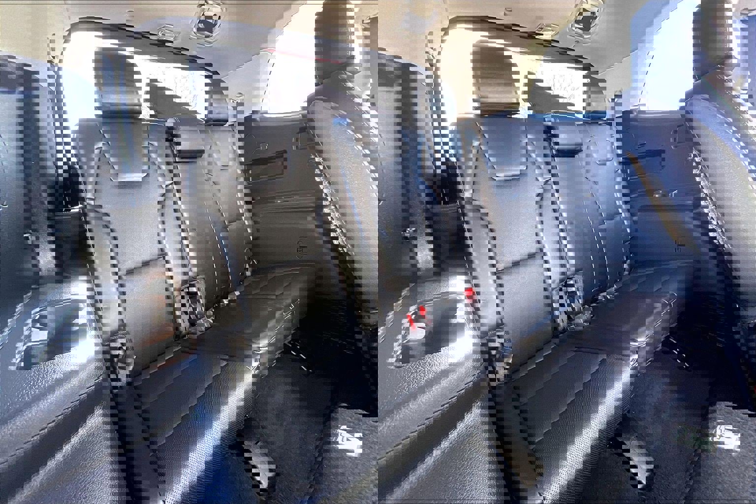 Used 2022 Kia Telluride EX w/ EX Premium Package image 33