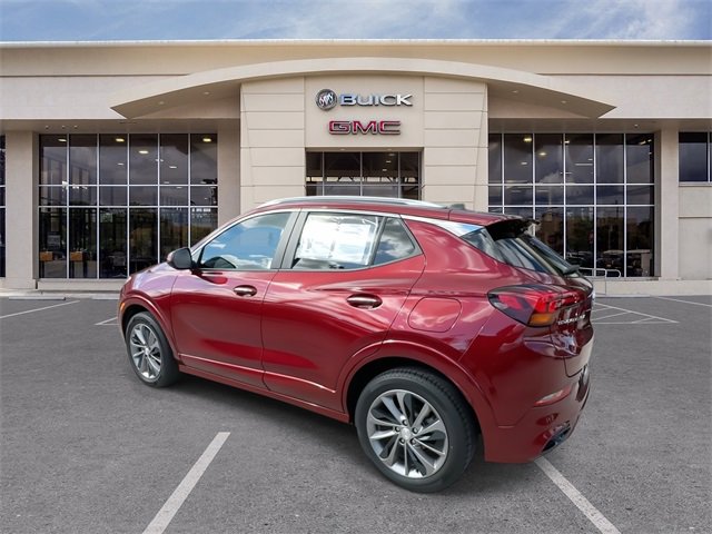 Used 2023 Buick Encore GX Select w/ Sport Touring Package image 10