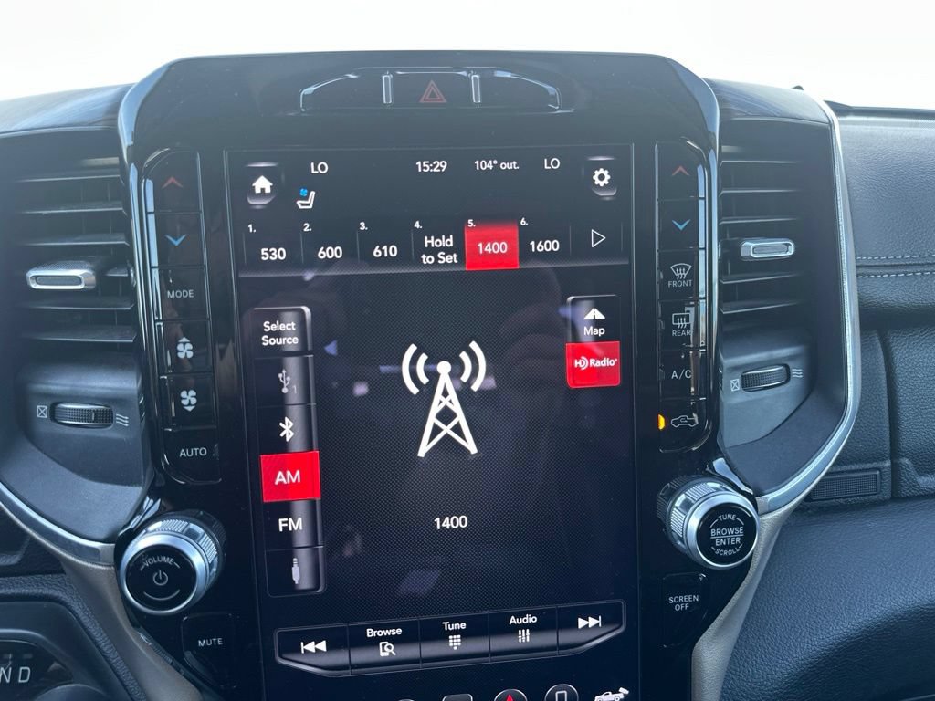 Used 2020 RAM 1500 Laramie AWD/4WD image 45
