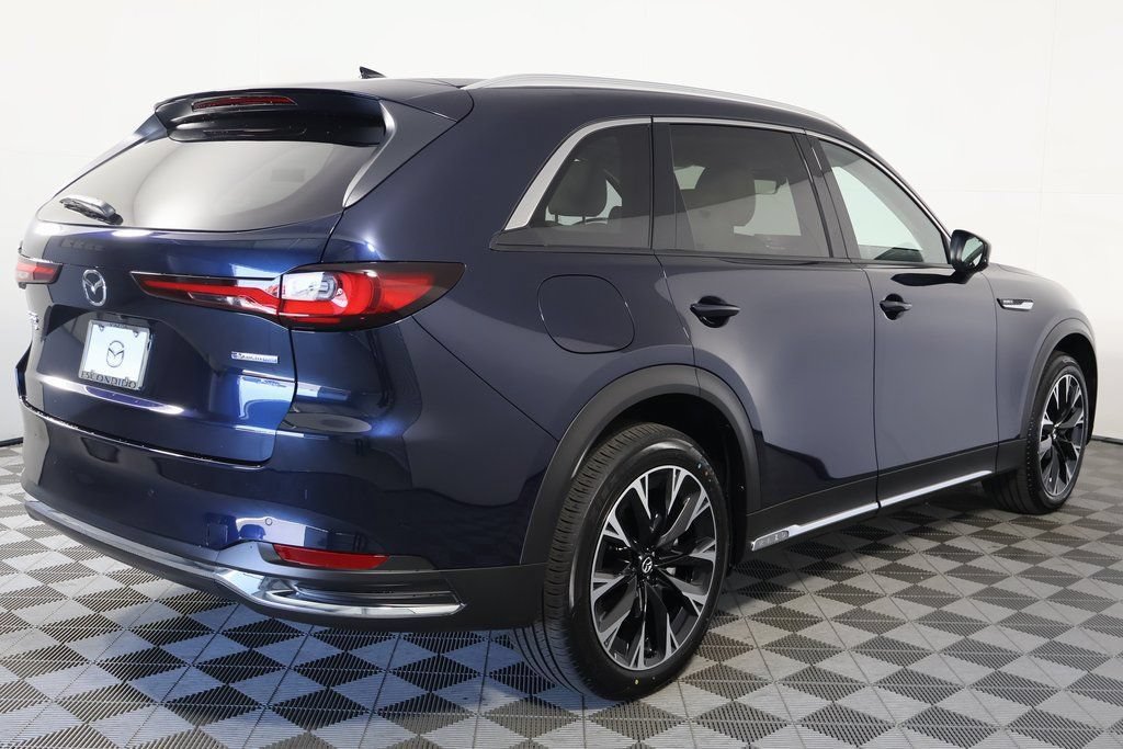 New 2026 MAZDA CX-90 Plug-In Hybrid w/ Premium Plus AWD/4WD image 2