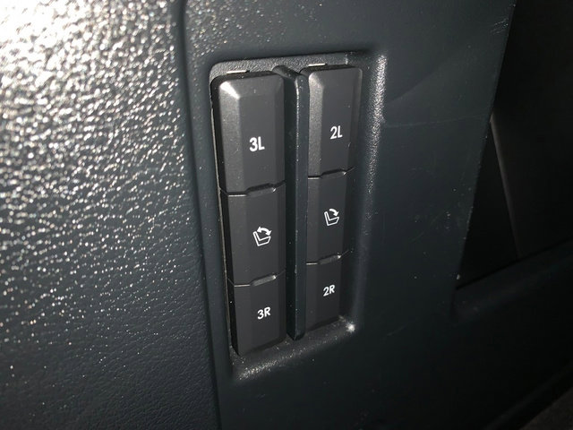 Used 2019 Lincoln Navigator Reserve image 6