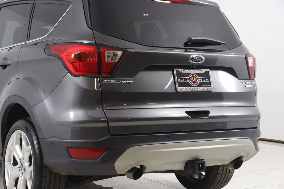 Used 2019 Ford Escape Titanium FWD image 23