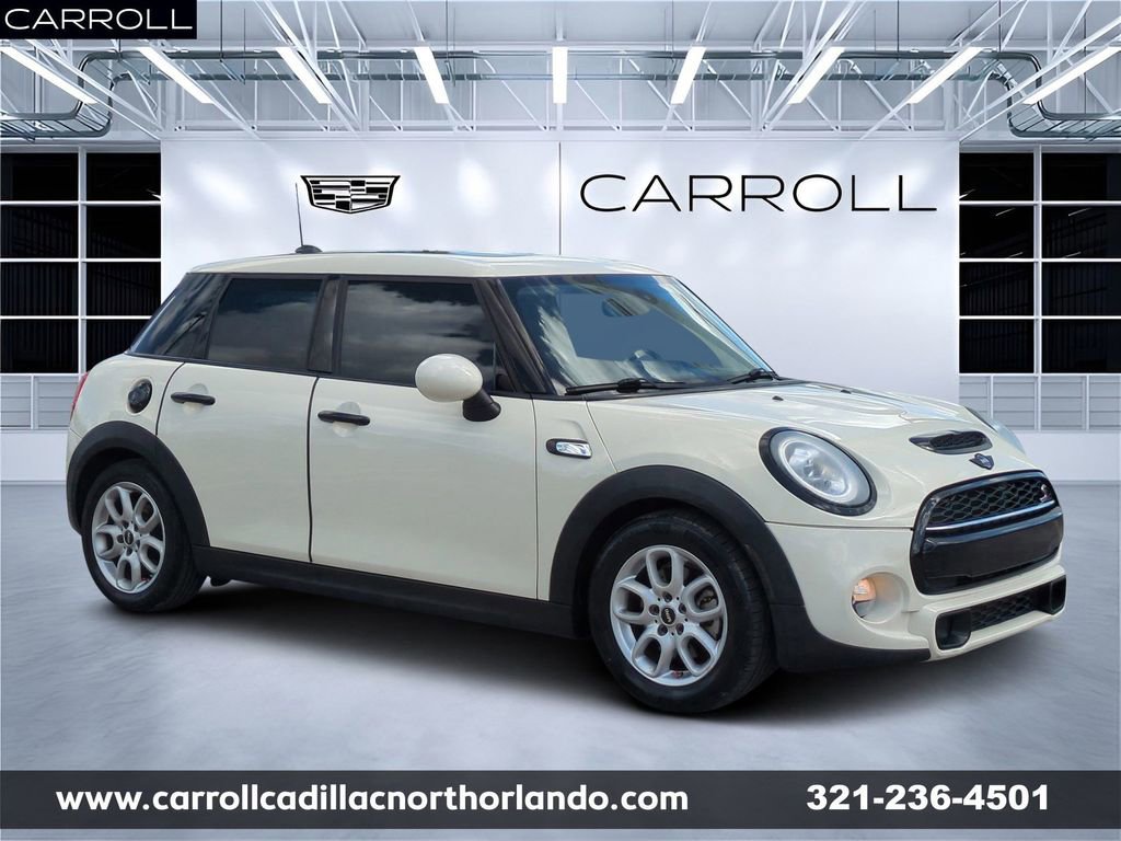 Used 2016 MINI Cooper S image 1