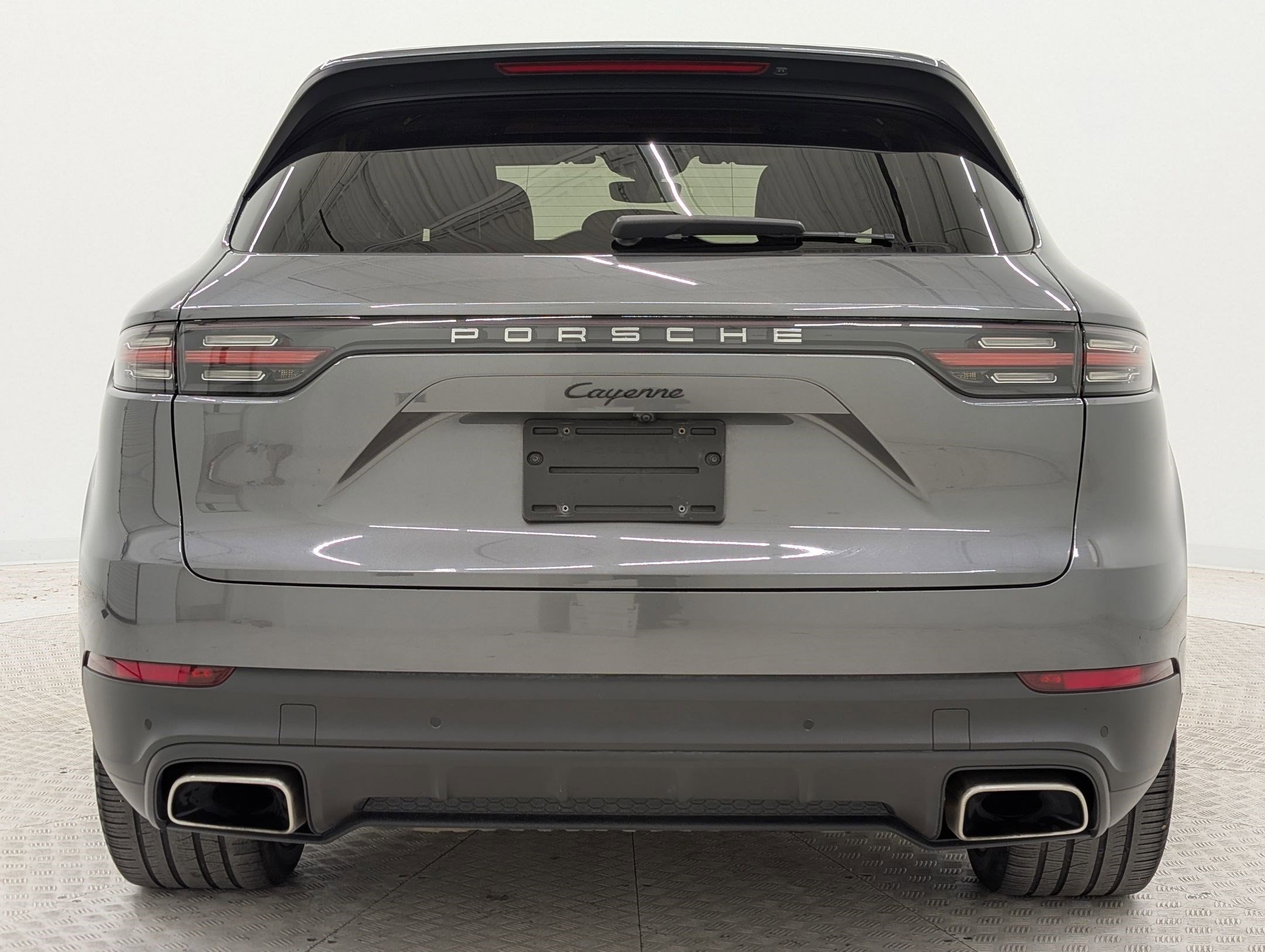 Used 2021 Porsche Cayenne image 10