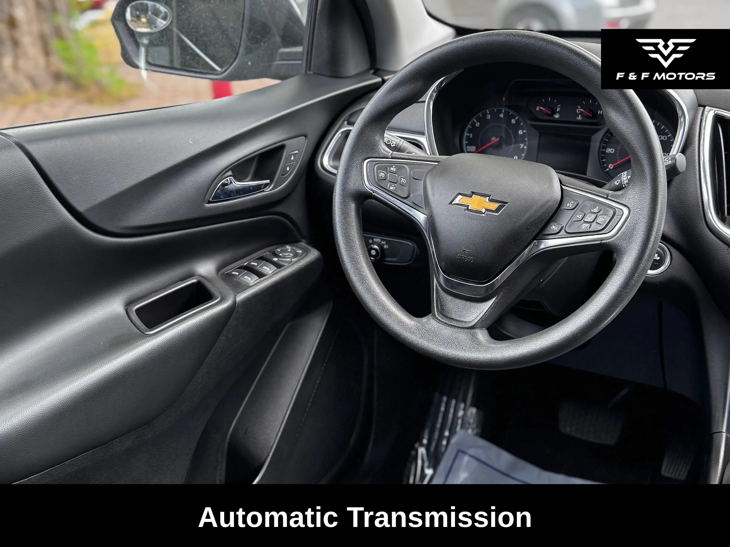 Used 2018 Chevrolet Equinox LT FWD image 11