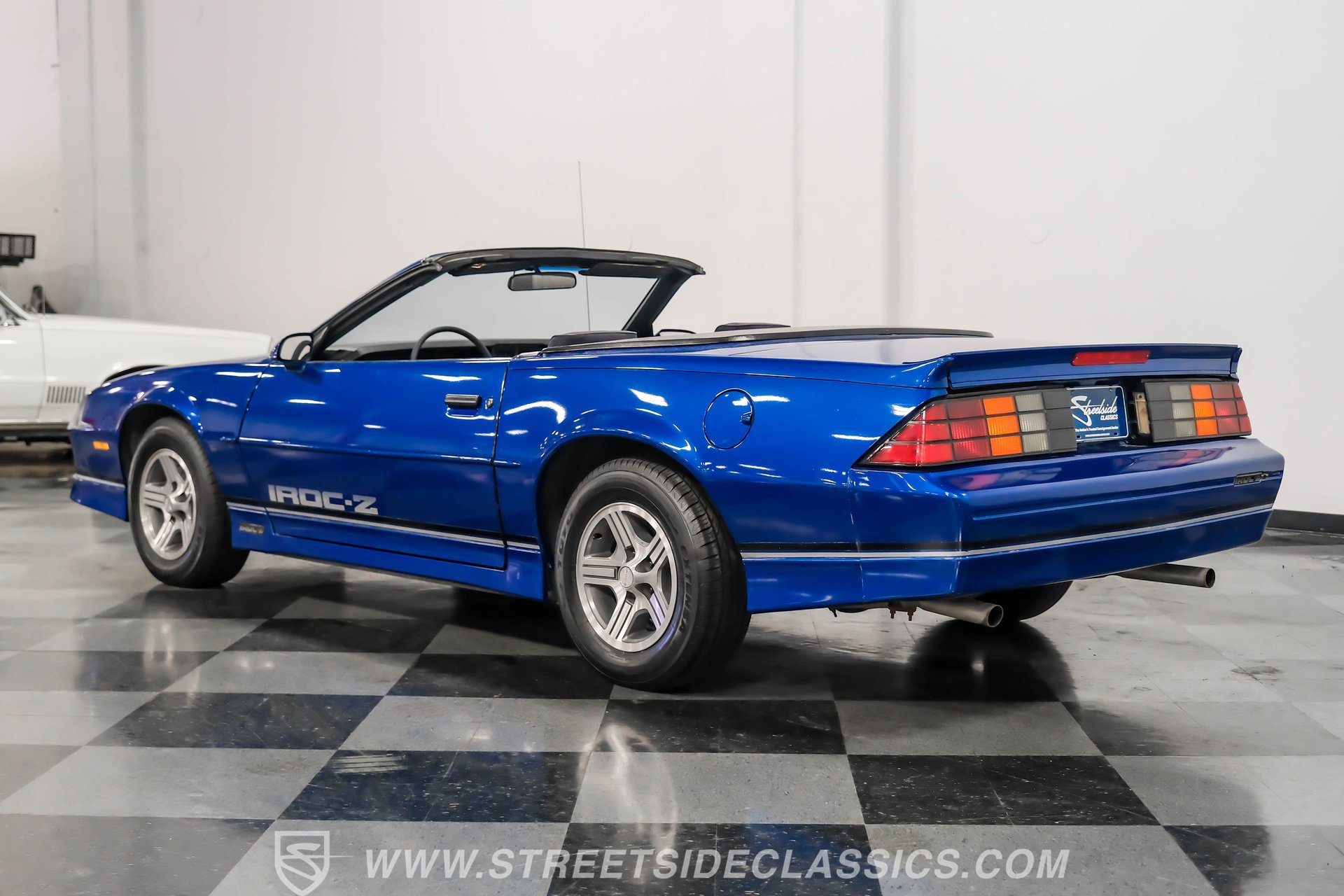 Used 1989 Chevrolet Camaro IROC-Z image 9