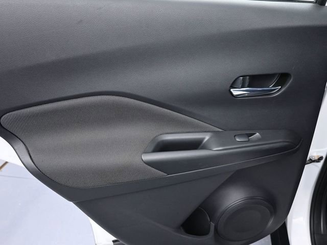 Used 2020 Nissan Kicks SV w/ Exterior Package image 30