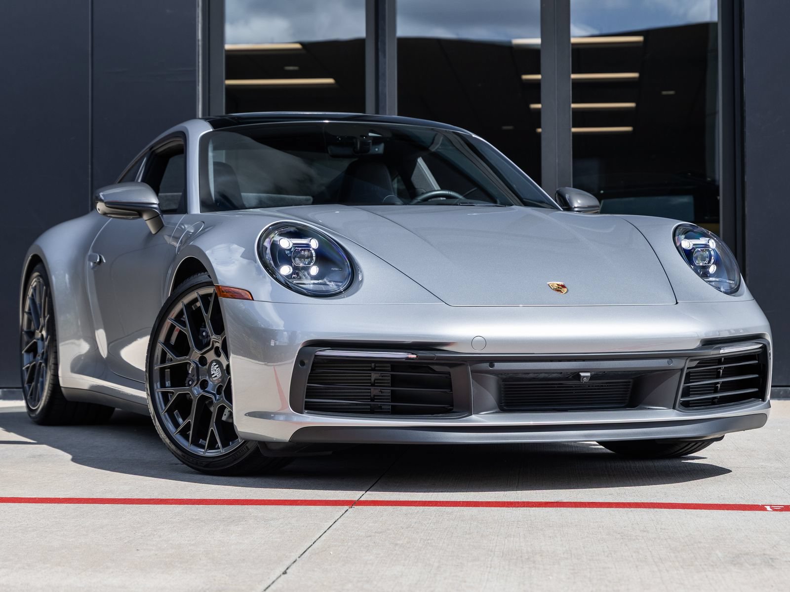 Certified 2023 Porsche 911 Carrera T RWD image 6