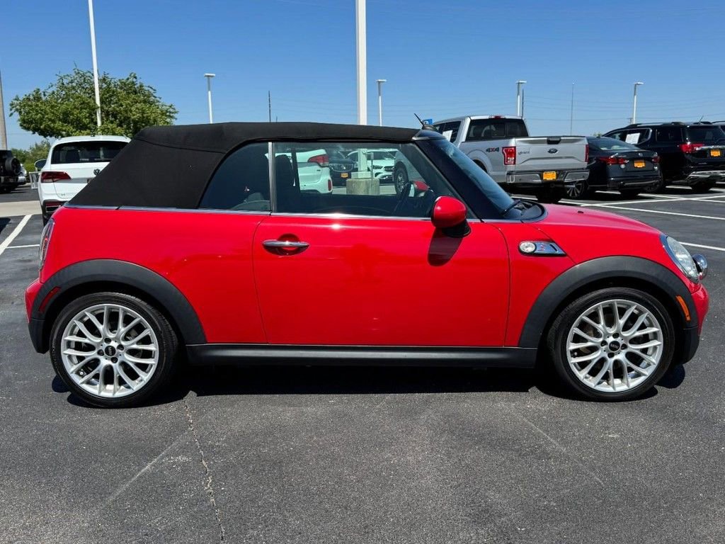 Used 2009 MINI Cooper S FWD image 2