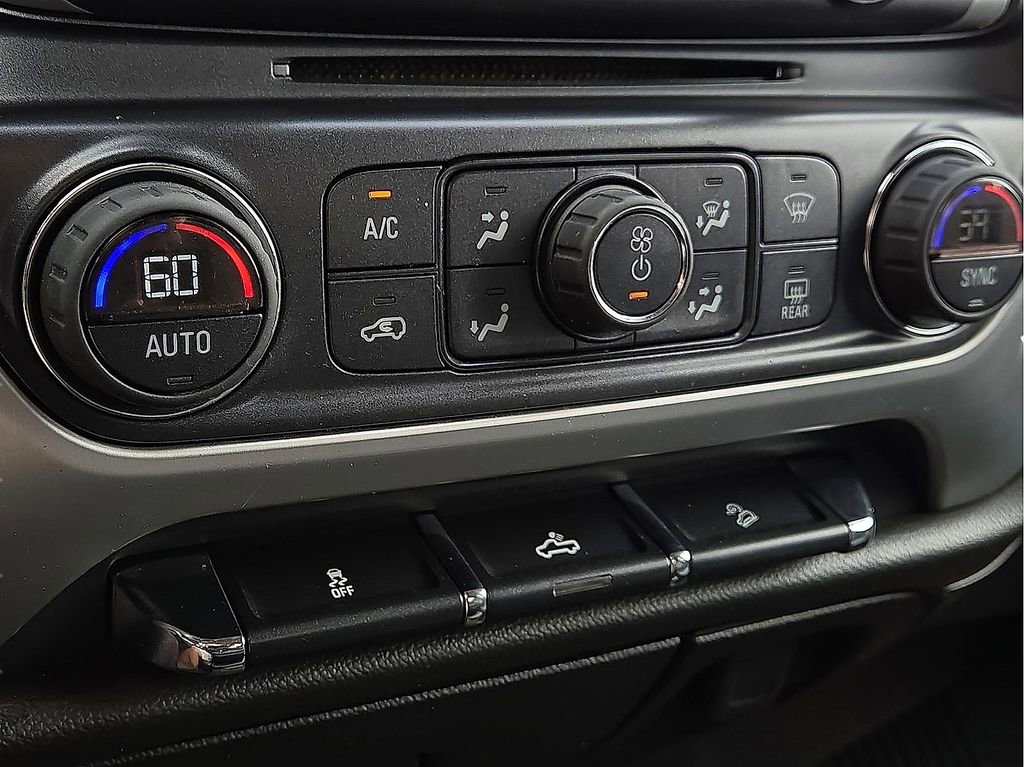 Used 2015 GMC Sierra 2500 SLE w/ SLE Preferred Package image 13