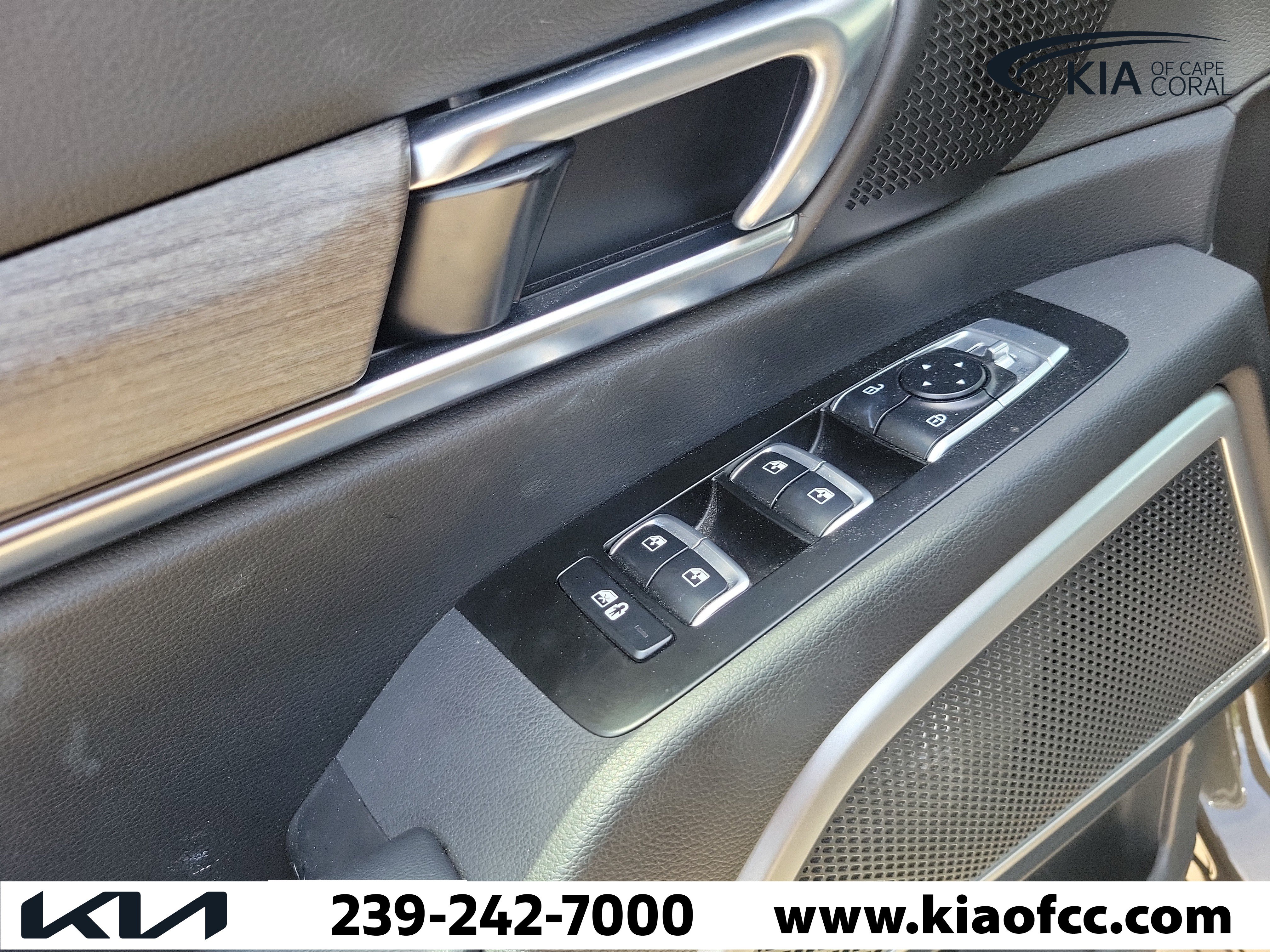 Used 2021 Kia Telluride EX w/ EX Premium Package AWD/4WD image 24