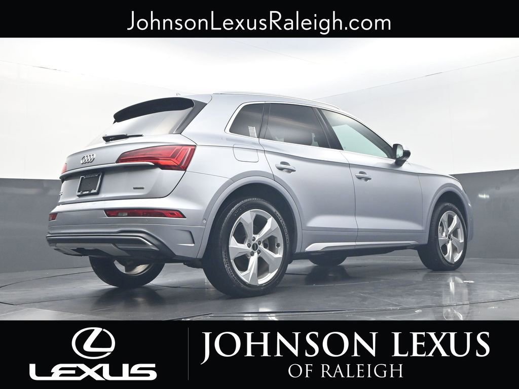Used 2021 Audi Q5 Prestige w/ Prestige Package AWD/4WD image 19