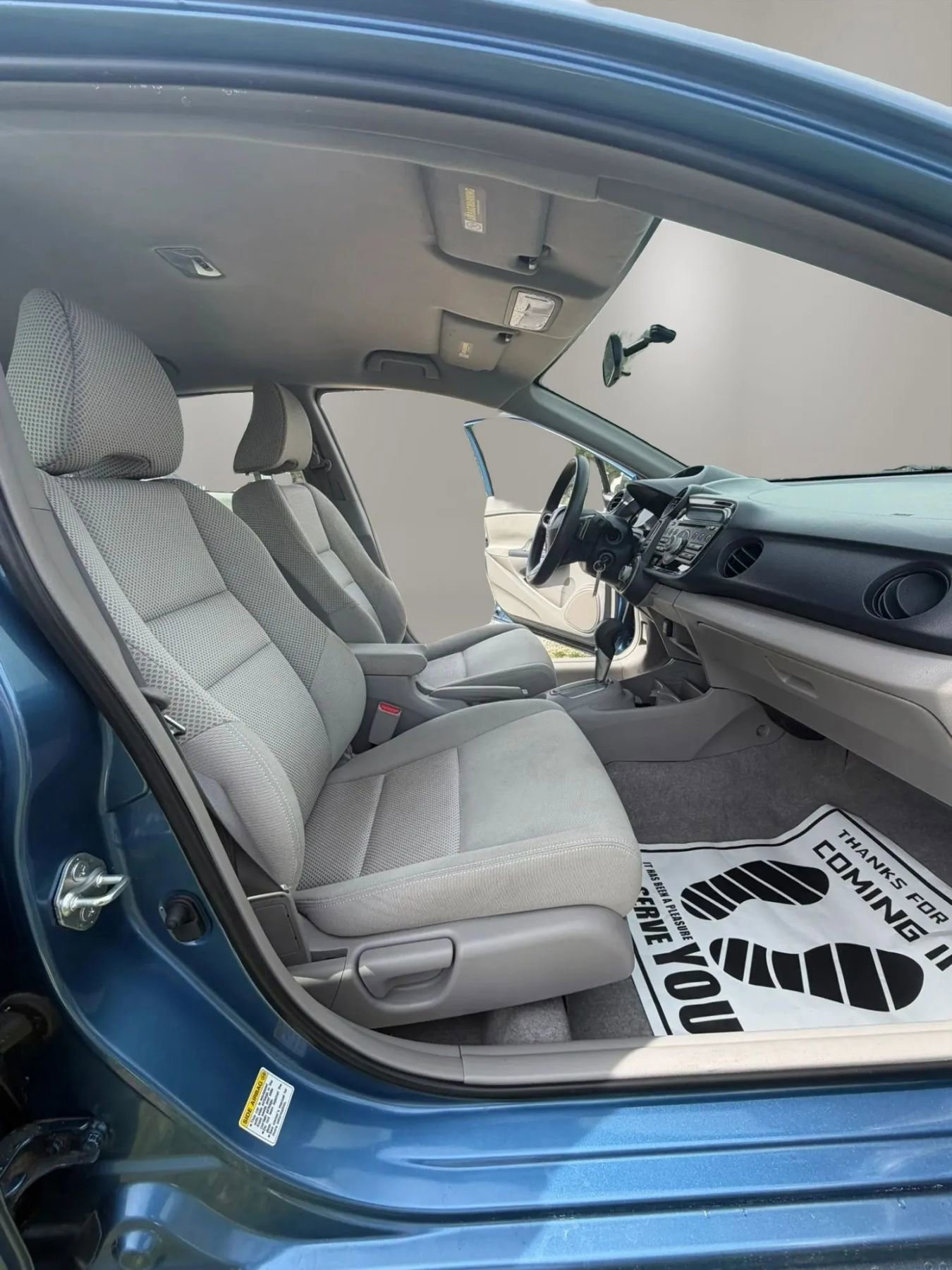 Used 2010 Honda Insight EX image 10