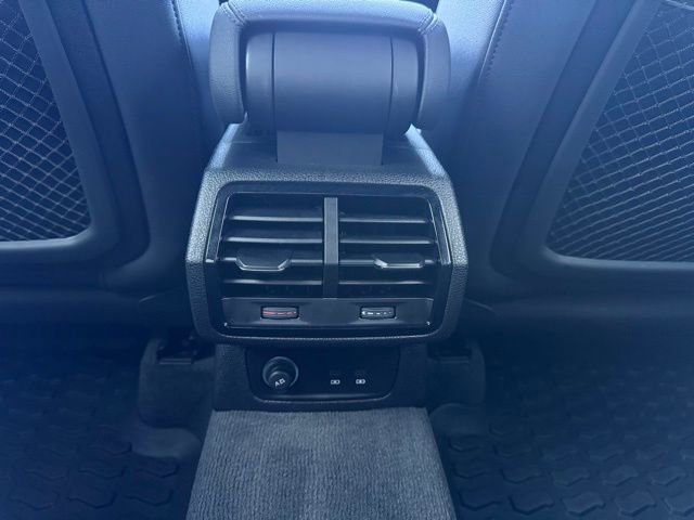 Certified 2025 Audi Q3 2.0T Premium w/ Convenience Package image 46