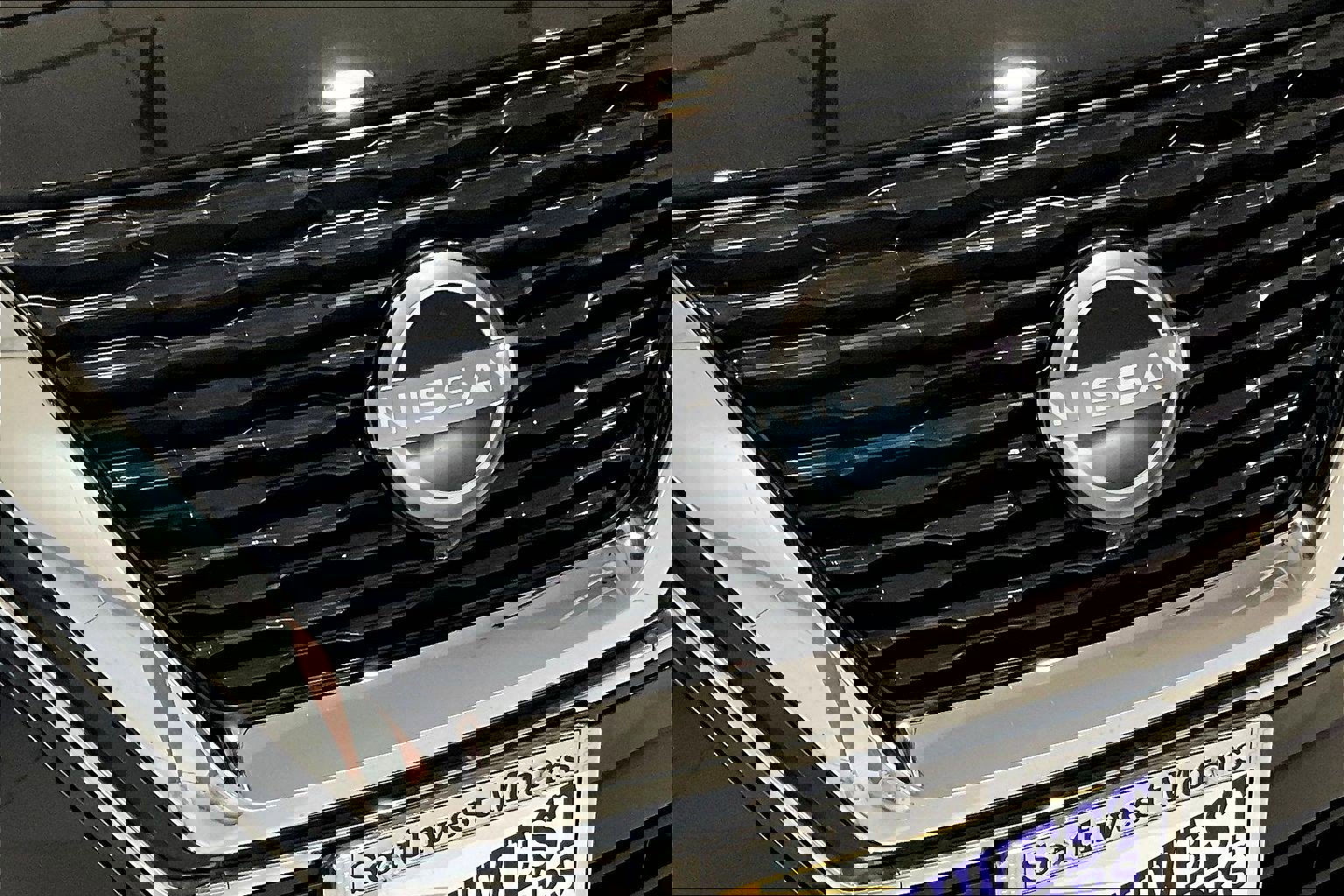 Used 2023 Nissan Rogue SL w/ SL Premium Package image 33