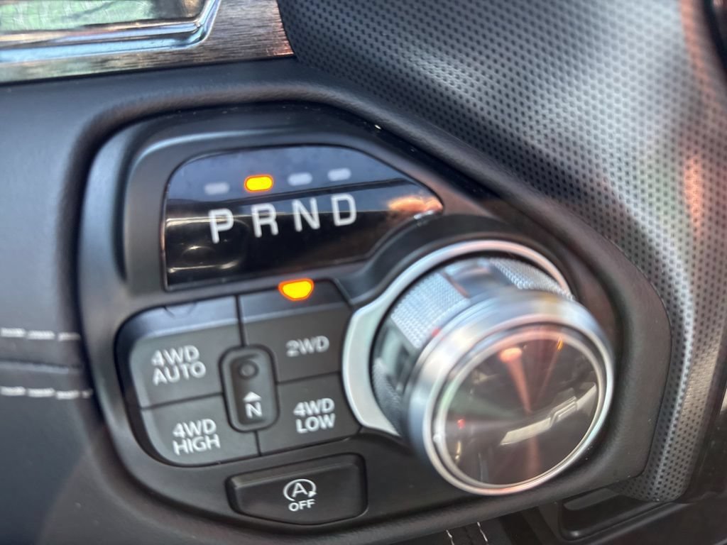 Used 2022 RAM 1500 Limited AWD/4WD image 15