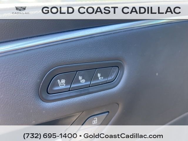 Used 2022 Cadillac Escalade Premium Luxury AWD/4WD image 20