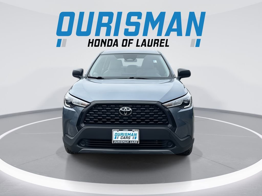 Used 2023 Toyota Corolla Cross L image 3