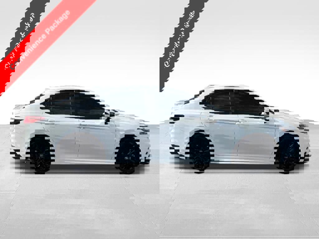 Used 2025 Toyota Camry SE w/ Convenience Package image 7