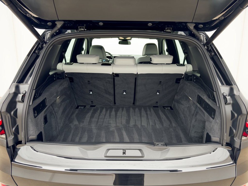 Used 2026 BMW X5 sDrive40i RWD image 28