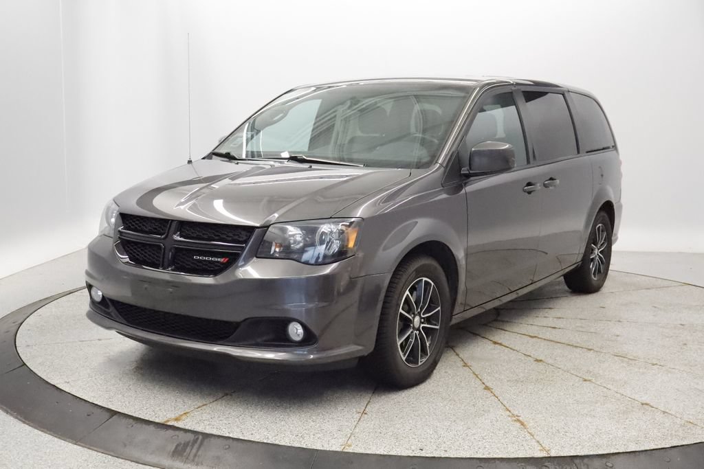 Used 2018 Dodge Grand Caravan SE FWD image 1