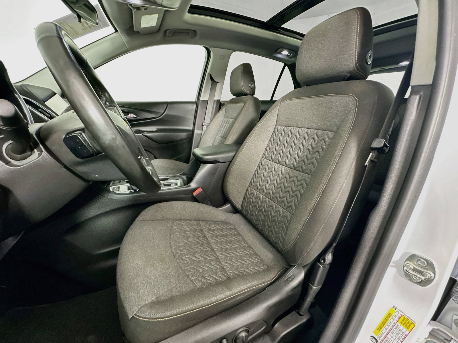 Used 2024 Chevrolet Equinox LT AWD/4WD image 22