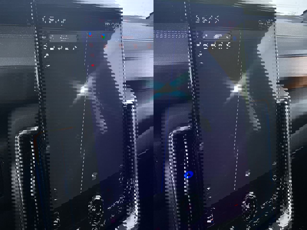 Certified 2025 GMC Yukon Denali image 6