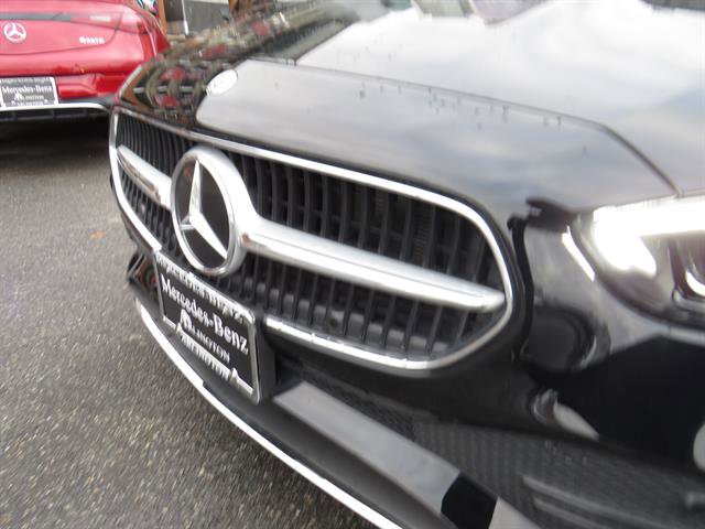 Used 2025 Mercedes-Benz C 300 4MATIC Sedan image 25