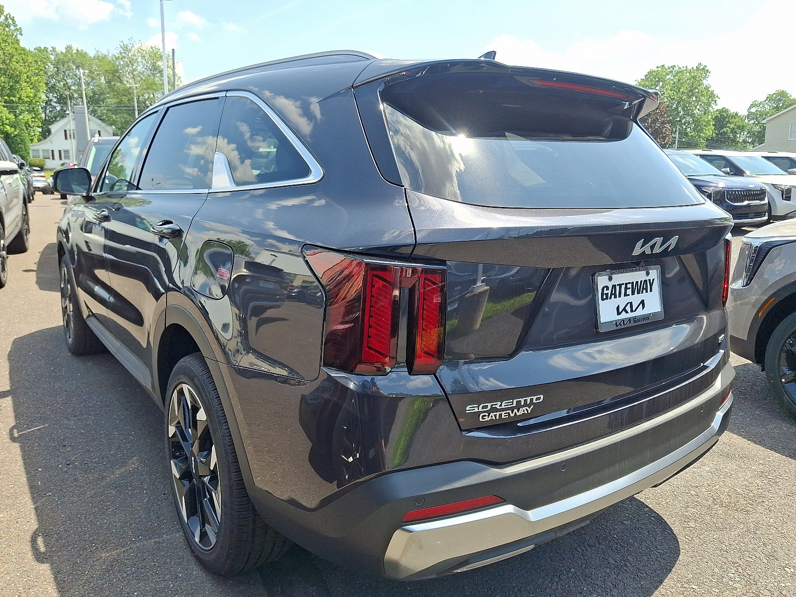 New 2025 Kia Sorento EX w/ Panoramic Sunroof Package image 2