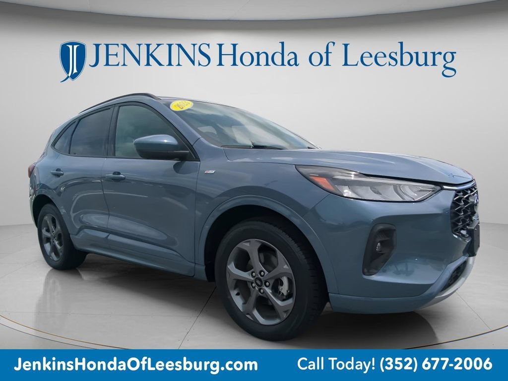 Used 2023 Ford Escape ST-Line Select w/ Tech Pack #2 AWD/4WD video 1